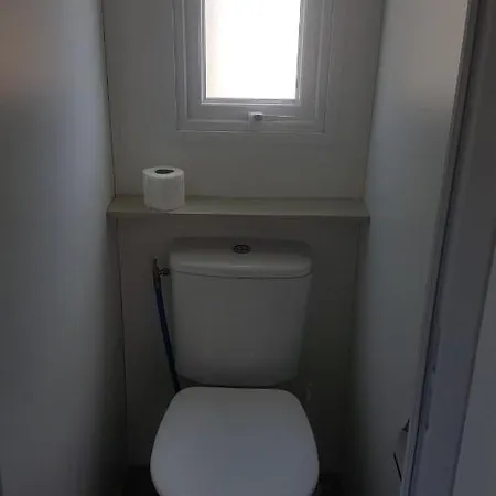 Natur Camping Bungalow T2 - Entretenimento E Relaxamento 度假居 帕塔亚什