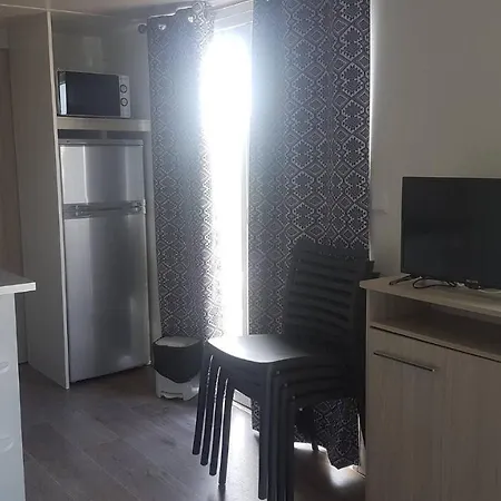 Natur Camping Bungalow T2 - Entretenimento E Relaxamento 度假居 帕塔亚什